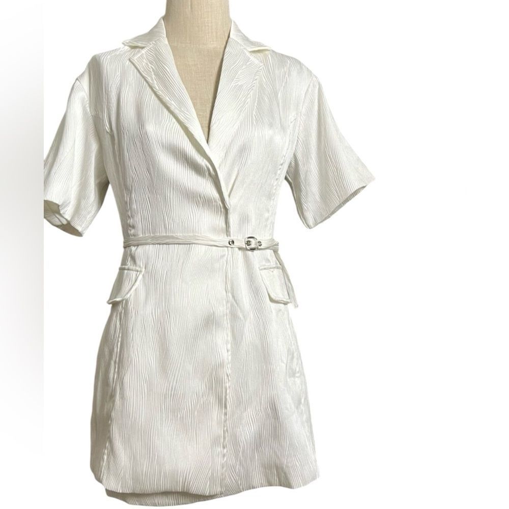Anthropologie Dee Elly Short-Sleeve Belted Blazer Dress size small